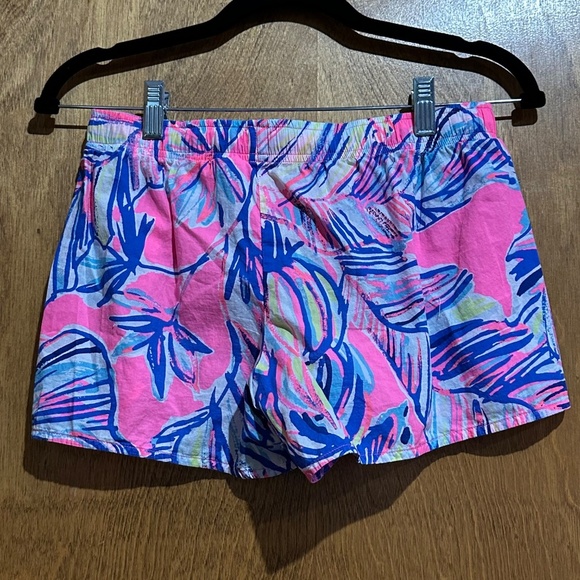 Lilly Pulitzer Shorts Drawstring Elastic Waist Tiki Pink Cabana Size XS - EUC - Picture 2 of 3